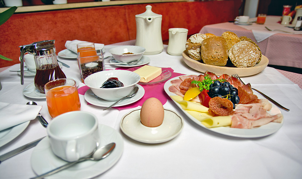 Garni Meranblick Gabelfrühstück